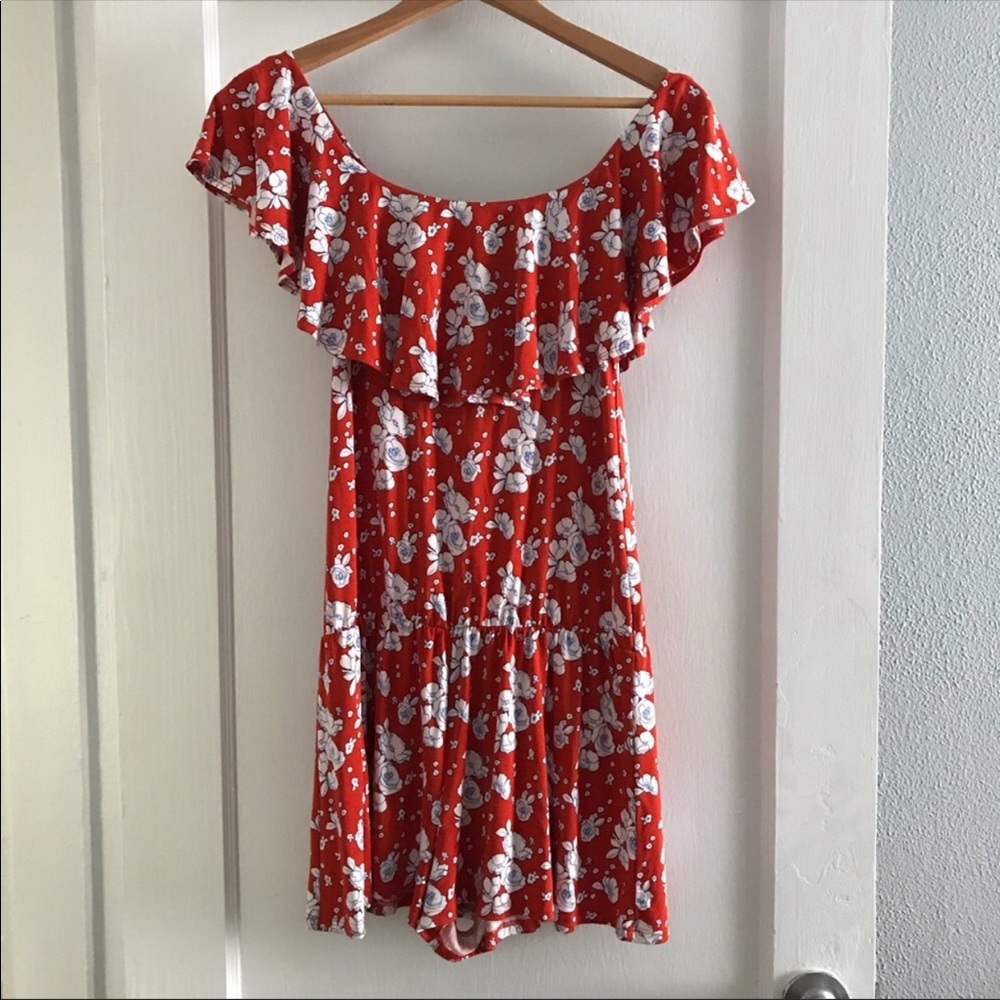 Fighting Eel Red Floral Romper Size Medium